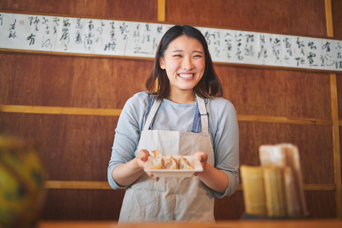 Từ Bánh Pierogi Ba Lan đến Bánh Dumplings Châu Á: Hành Trình Qua Những Hương Vị và Truyền Thống