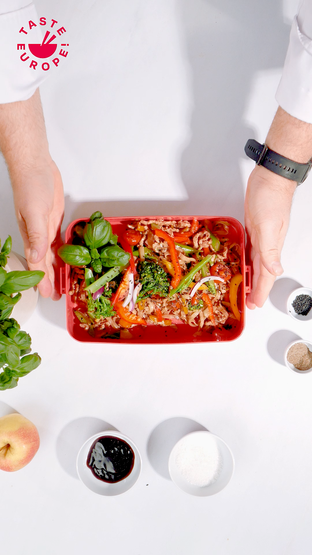 Quick Pork Stir-Fry with Bell Peppers and Rice Noodles