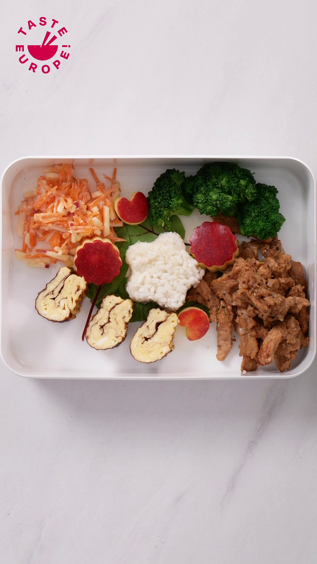 Hộp Bento cho bé: Thịt Heo Bulgogi Châu Âu và Salad Táo