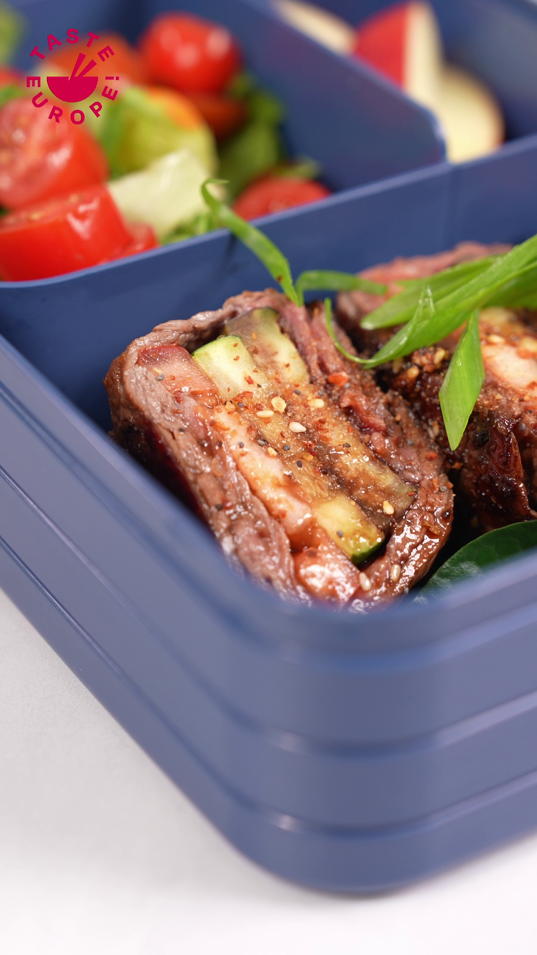 ヨーロッパ産牛肉のグリル野菜巻き